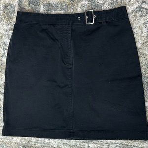 Women's Ann Taylor LOFT black stretch mini skirt size 8
